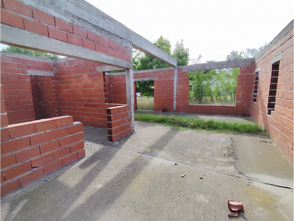 lote con construccion calle 191 y autopista fortabat zona quintas - 6