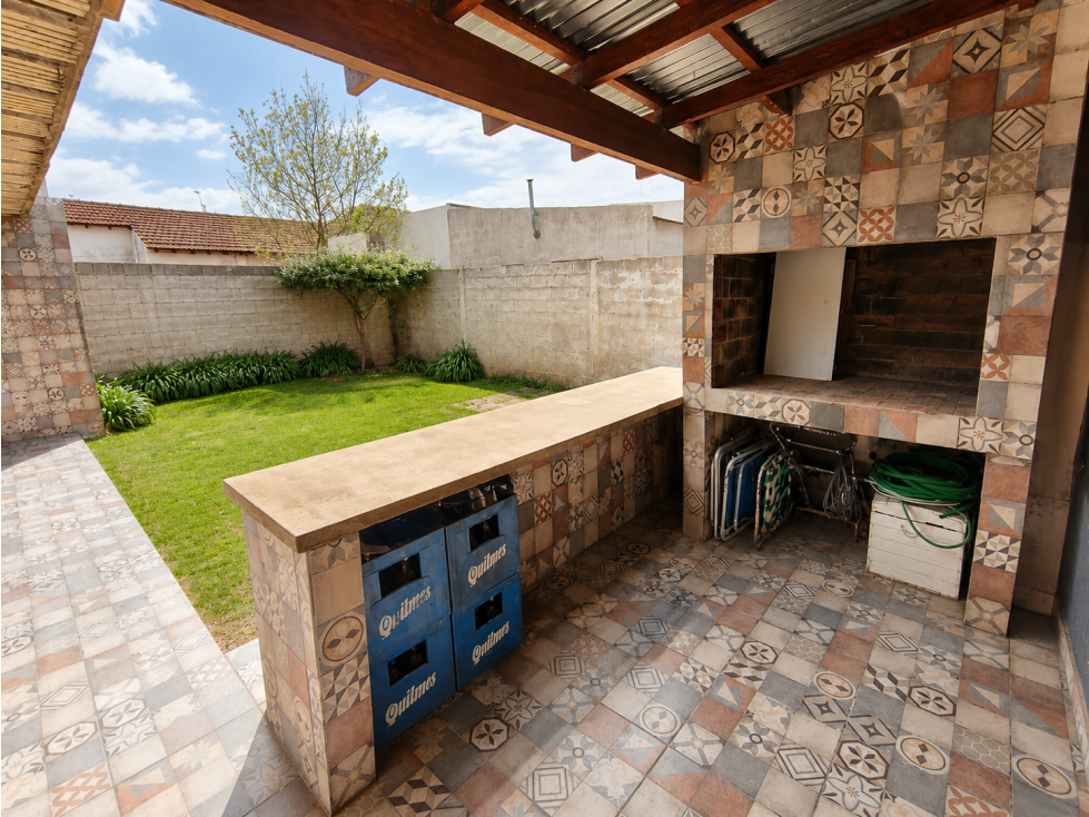 Casa en venta barrio Bancario 3 renovada Olavarria - 6