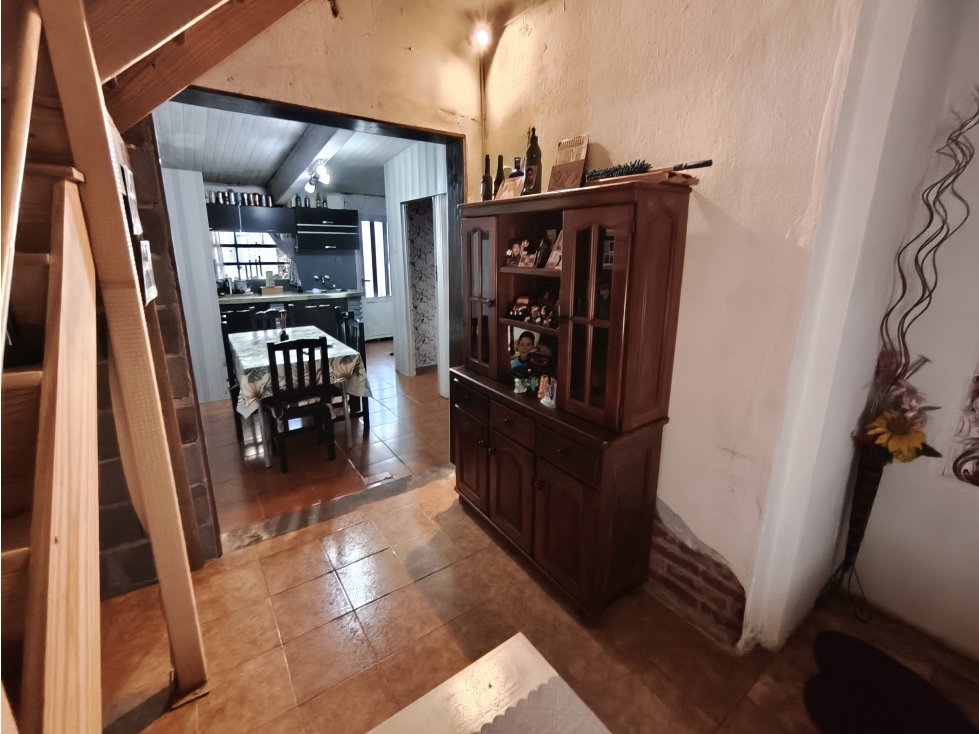 Casa con Depto interno Roque Sáenz Peña 1039 - 3