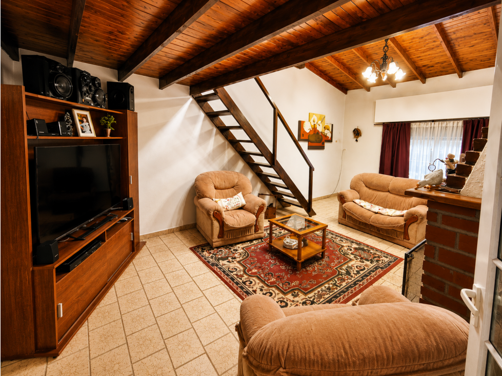 casa con pileta en venta barrio Alberdi — foto 4