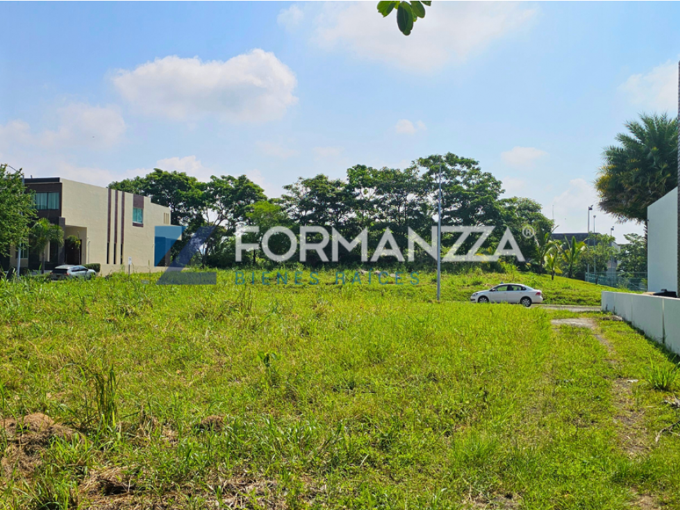 Terreno en Venta en Residencial Altozano, Cuauhtémoc, Colima - 2