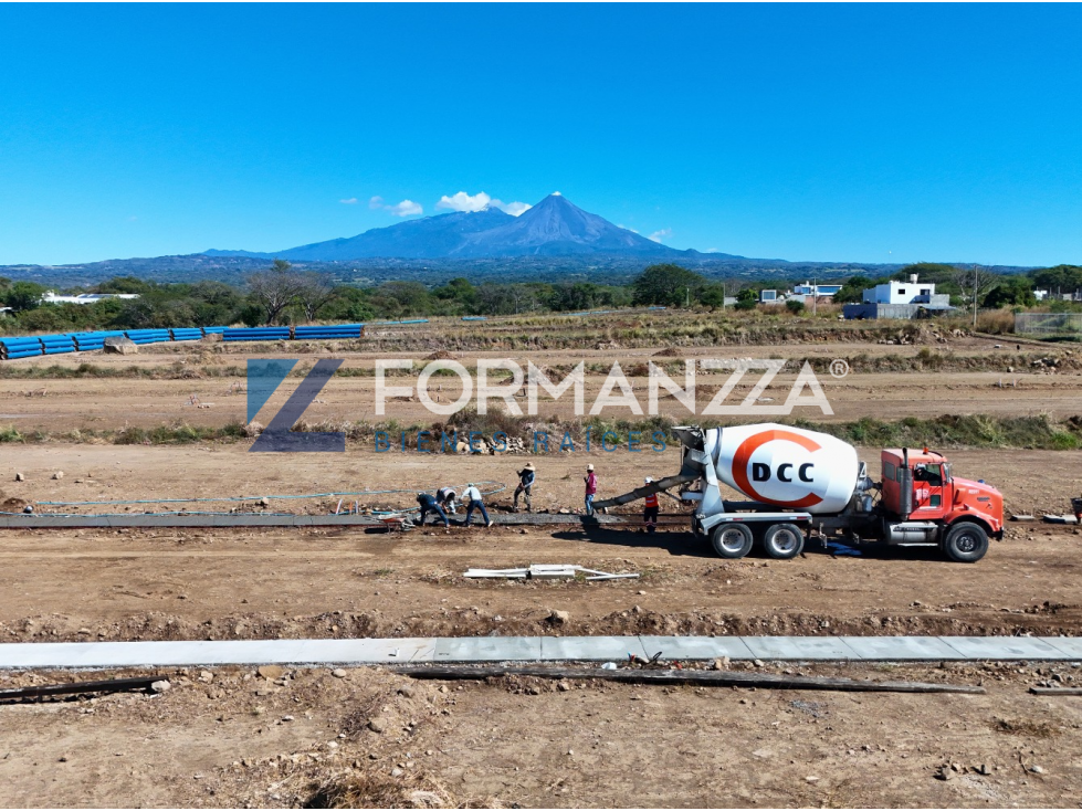 Lotes en Venta en Fraccionamiento Laguna Esmeralda en Villa de Álvarez - 4