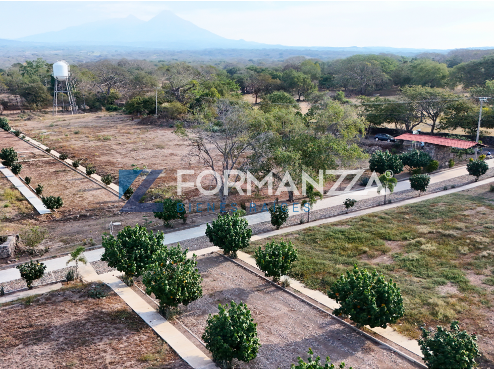 Terrenos Habs. en Venta, Fracc. San Gabriel, Nogueras, Comala - 5