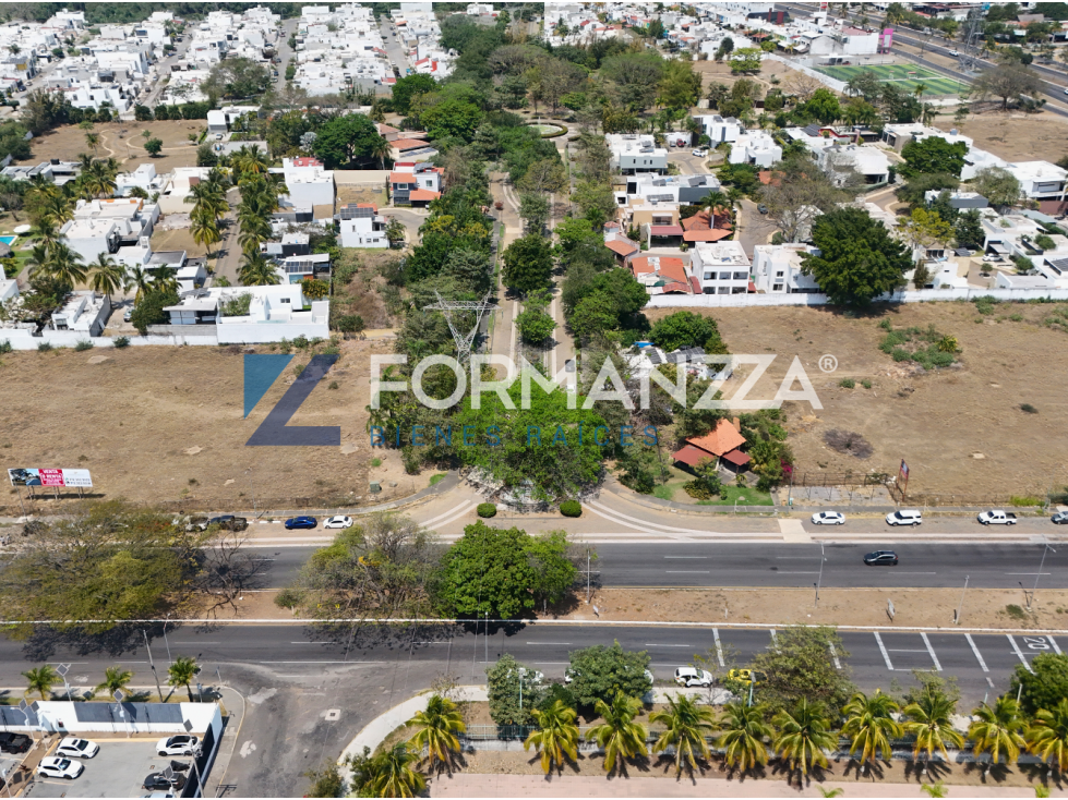 Terreno Hab. en Venta, Condominio Rincón de las Aves, Colima - 2