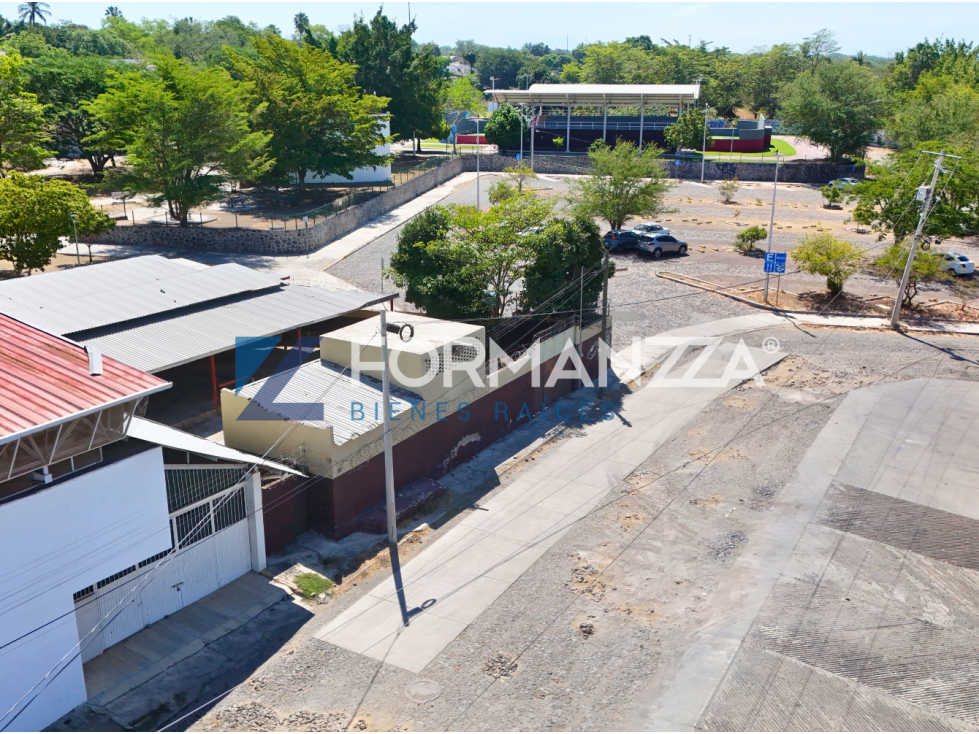 Local Comercial en Venta, Col. El Moralete, Colima - 3