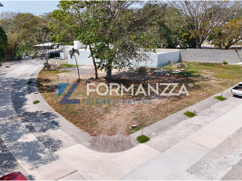 Terreno Habitacional en Venta, Stella Condominios, Colima - 3
