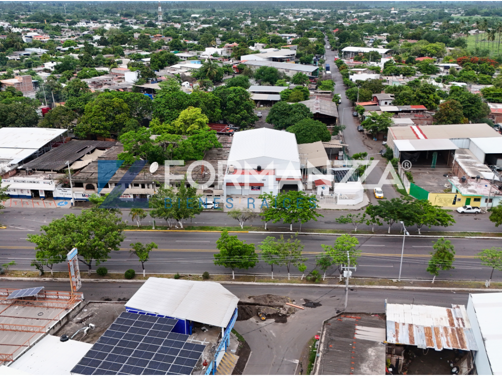 Bodega con Locales en Renta en Álvaro Obregón, Tecomán, Colima - 6