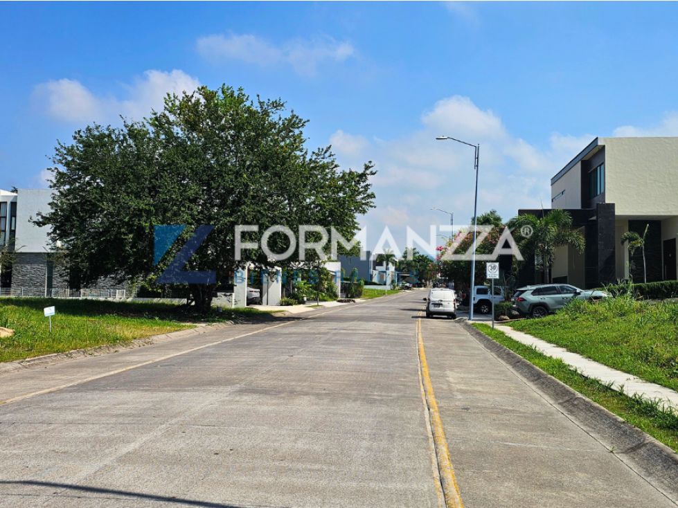Terreno en Venta en Residencial Altozano, Cuauhtémoc, Colima - 4