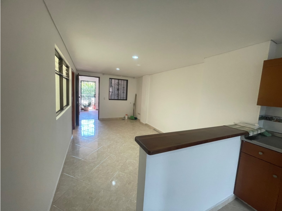 Hermoso apartamento en Cabañas, Bello COD2074 — foto 3