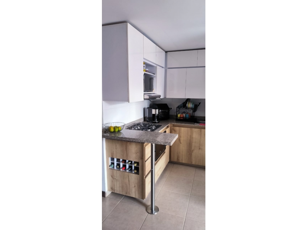 RENTAKASA VENDE HERMOSO APARTAMENTO EN SURAMERICA, ITAGÜÍ