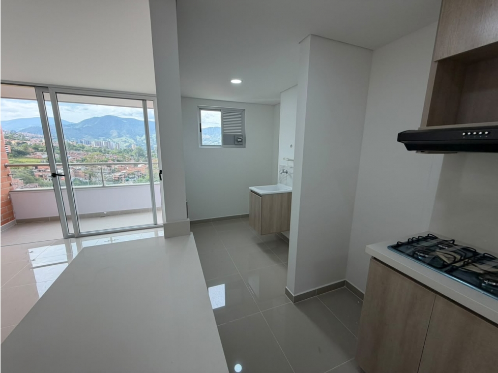 Hermoso apartamento en sector Toledo, La Estrella COD5047 — foto 2