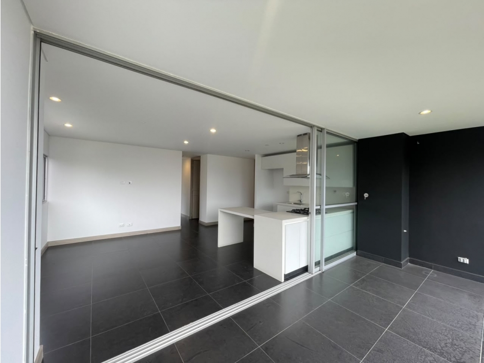 Hermoso Apartamento en los Balsos cerca al CC Santa Fé COD2079 — foto 4