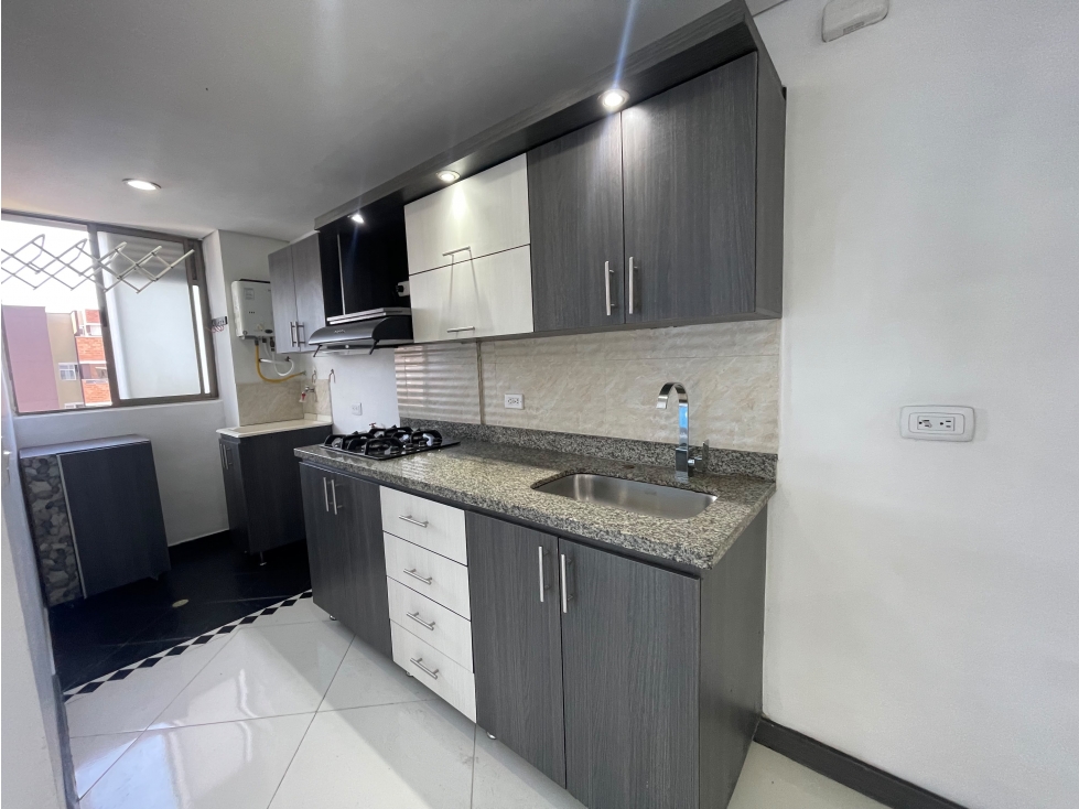 Cómodo apartamento en sector La Ferrería, La Estrella COD2082 - 1