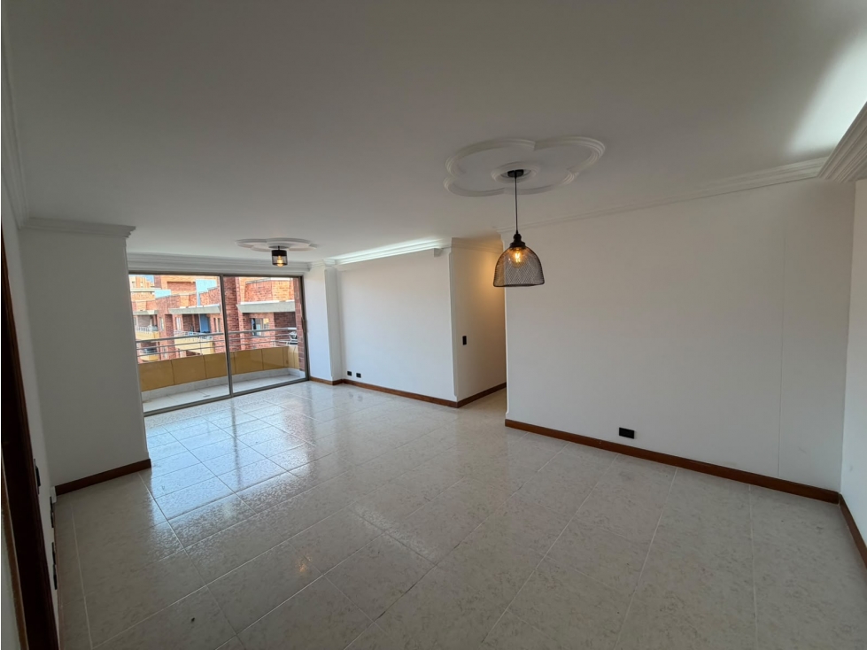 Hermoso apartamento en Laureles COD5048 — foto 4