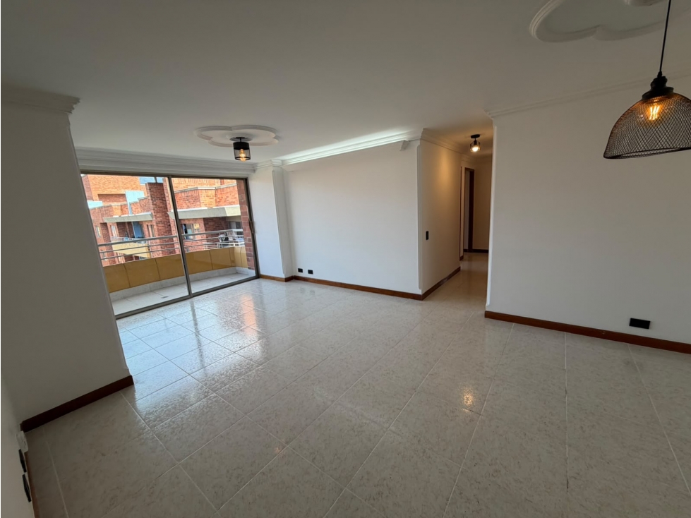 Hermoso apartamento en Laureles COD5048 — foto 3