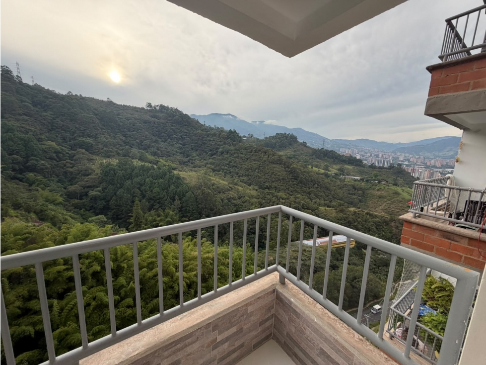 Hermoso apartamento en Loma de San José, Sabaneta COD5067 — foto 5