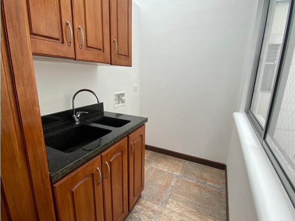Hermoso Duplex cerca a la Av Las Palmas COD2025 — foto 3