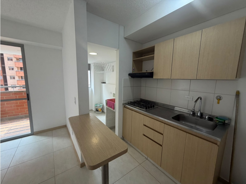 Hermoso apartamento cerca al parque del artista, Itagüi. COD5068 — foto 2