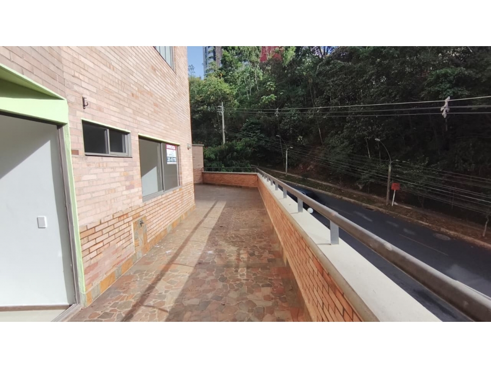  Apartamento con terraza en Sabaneta, sector Las Lomitas COD1043