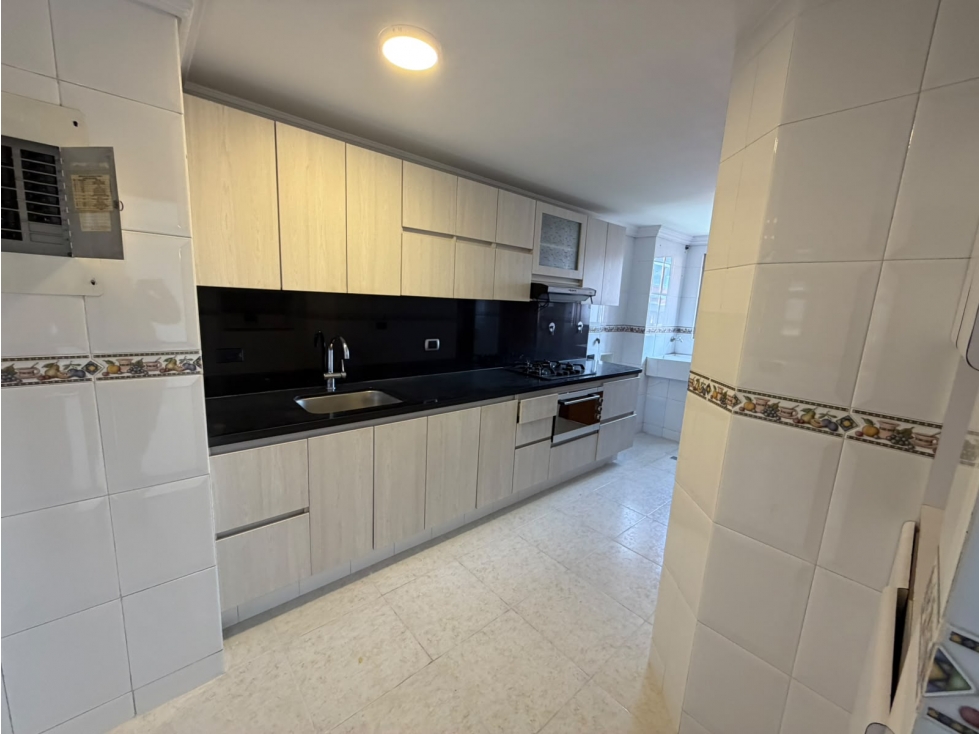 Hermoso apartamento en Laureles COD5048 — foto 2