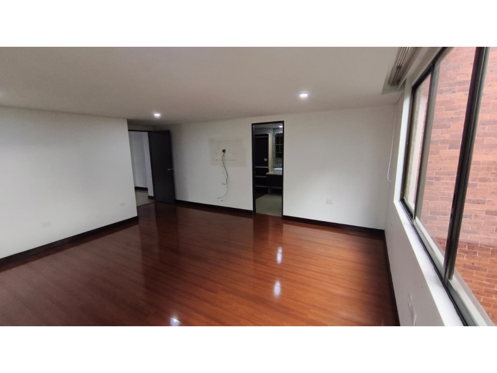 Apartamento hermoso en Castropol, El Poblado COD5014 — foto 6
