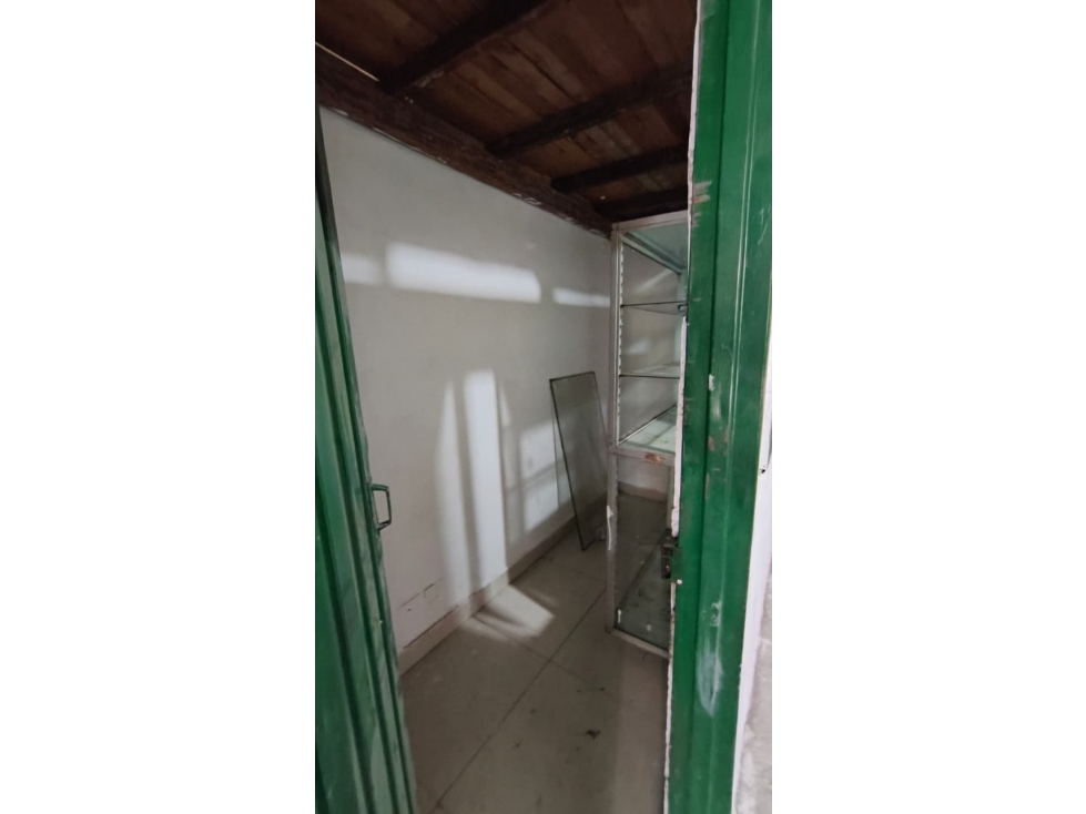 Bodega primer piso en Barrio Trinidad COD1048 — foto 3