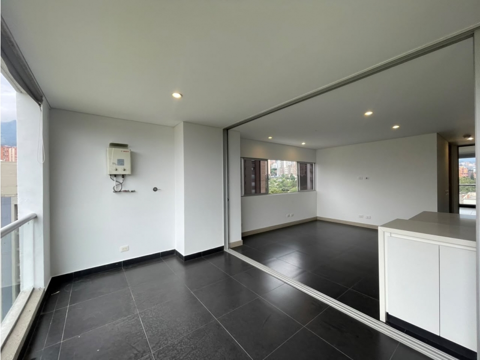 Hermoso Apartamento en los Balsos cerca al CC Santa Fé COD2079 — foto 6