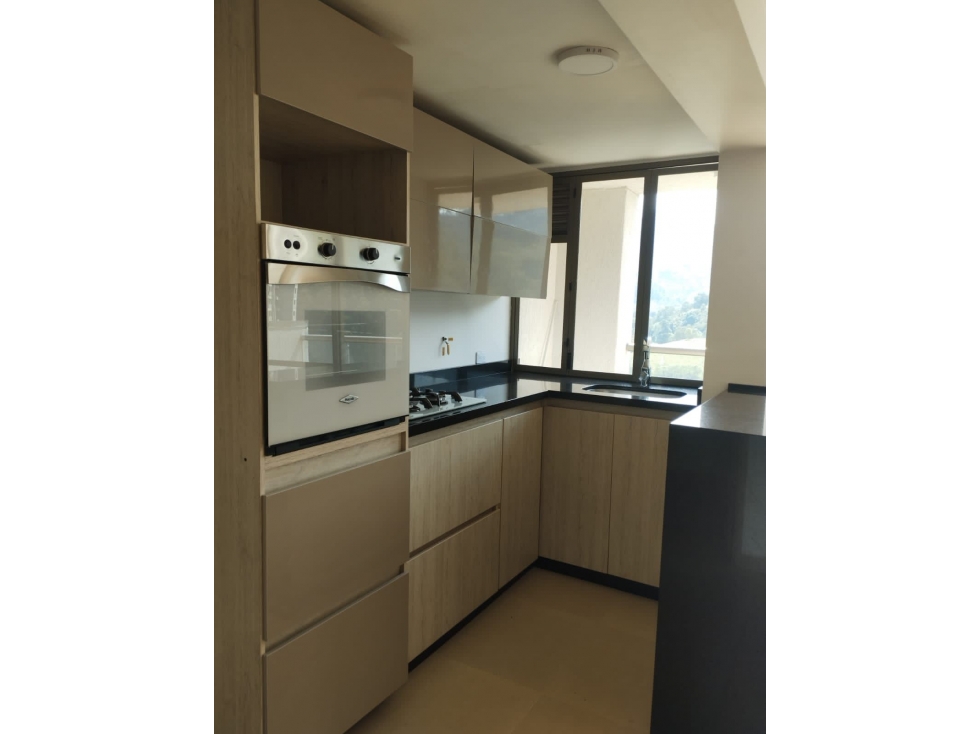 Hermoso apartamento en Pan de Azucar, Sabaneta COD6024