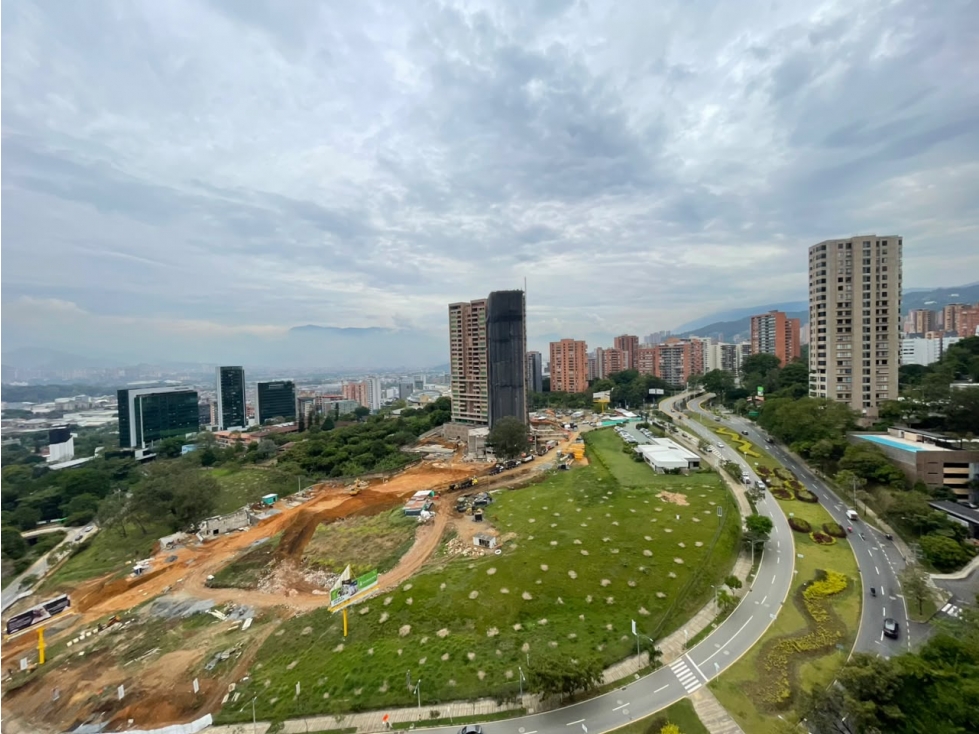Hermoso Apartamento en los Balsos cerca al CC Santa Fé COD2079 — foto 3