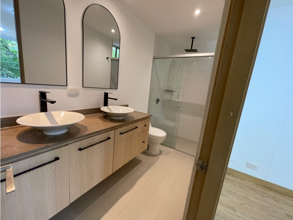 Apartamento en los balsos cerca al Centro Comercial Santa Fé COD2080 — foto 5