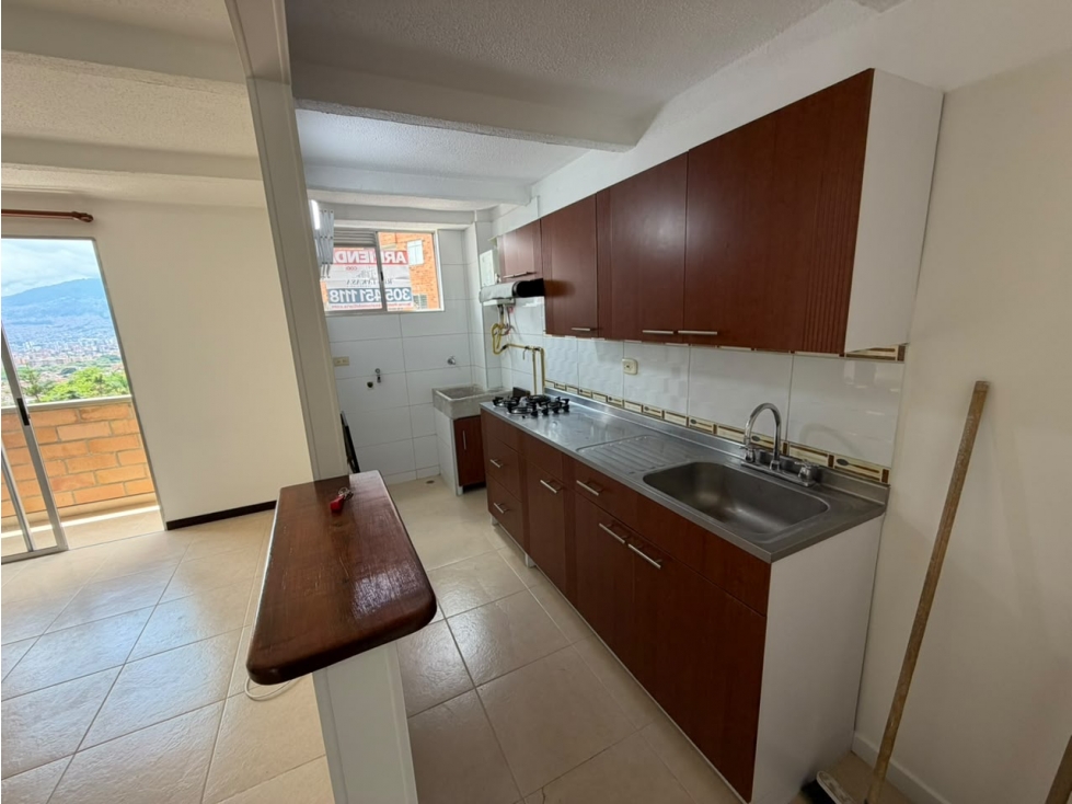 Hermoso apartamento en la Loma de los Bernal COD5027