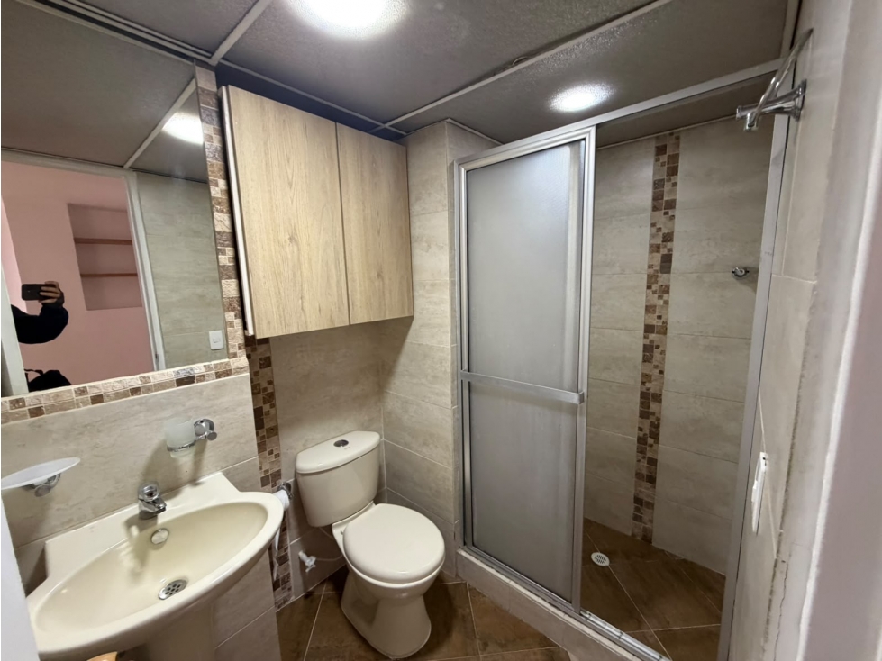 Hermoso apartamento en Laureles COD5050 — foto 5