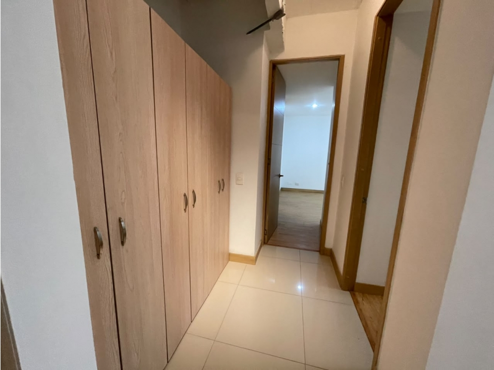Apartamento en los balsos cerca al Centro Comercial Santa Fé COD2080 — foto 6