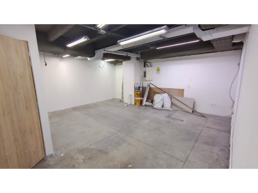 Amplia Oficina/ Local en Avenida Guayabal COD1052 — foto 3
