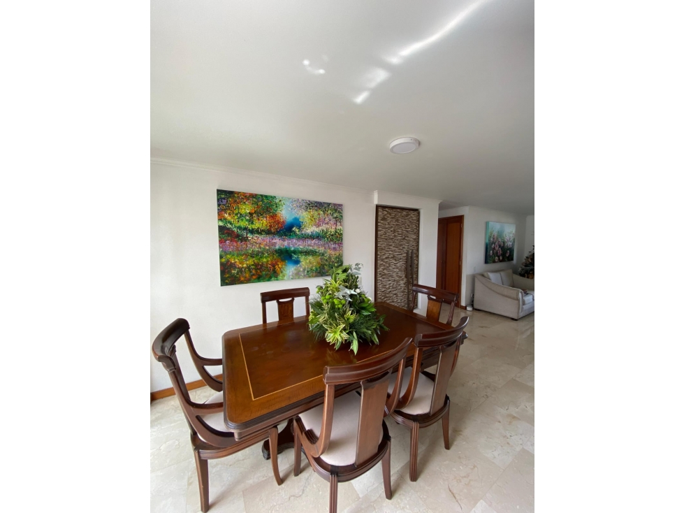 RENTAKASA VENDE APARTAMENTO EN EL POBLADO CERCA A OVIEDO — foto 3
