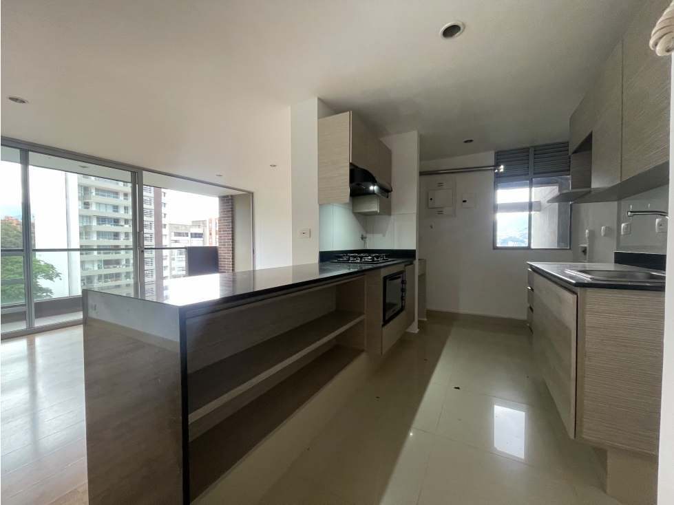 Hermoso apartamento cerca al CC Santa Fé, El Poblado COD2076 — foto 3