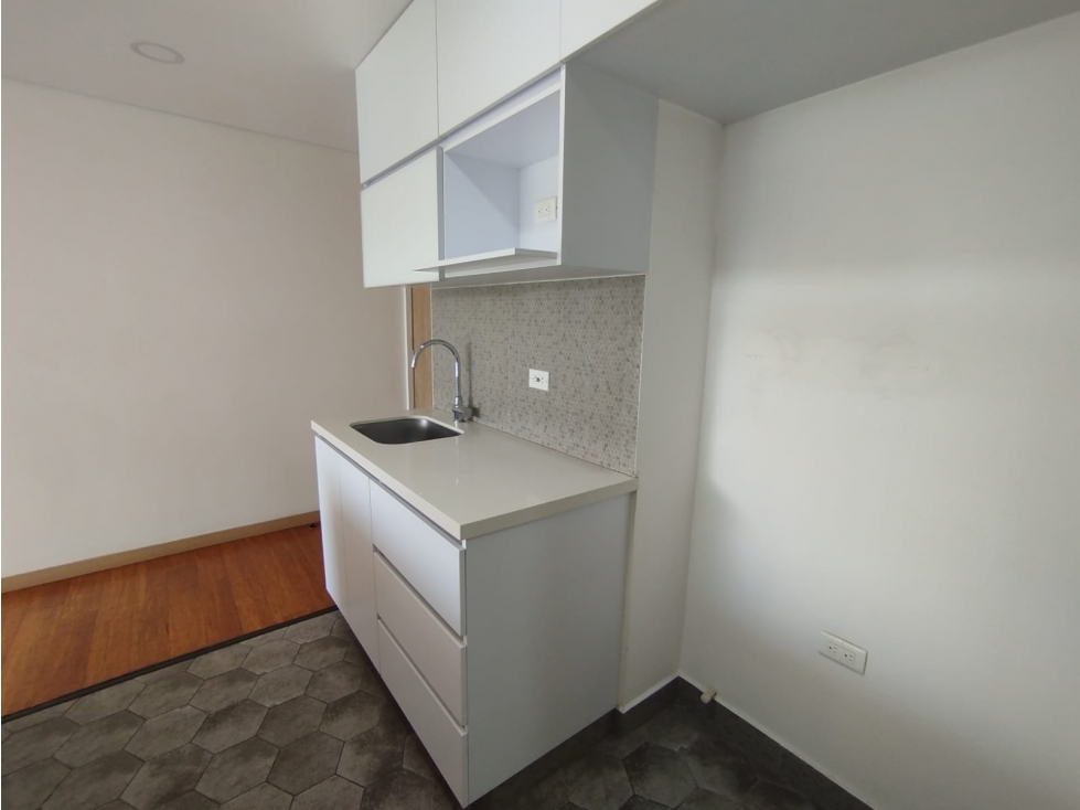 Hermoso apartamento en el Poblado COD2073 — foto 2