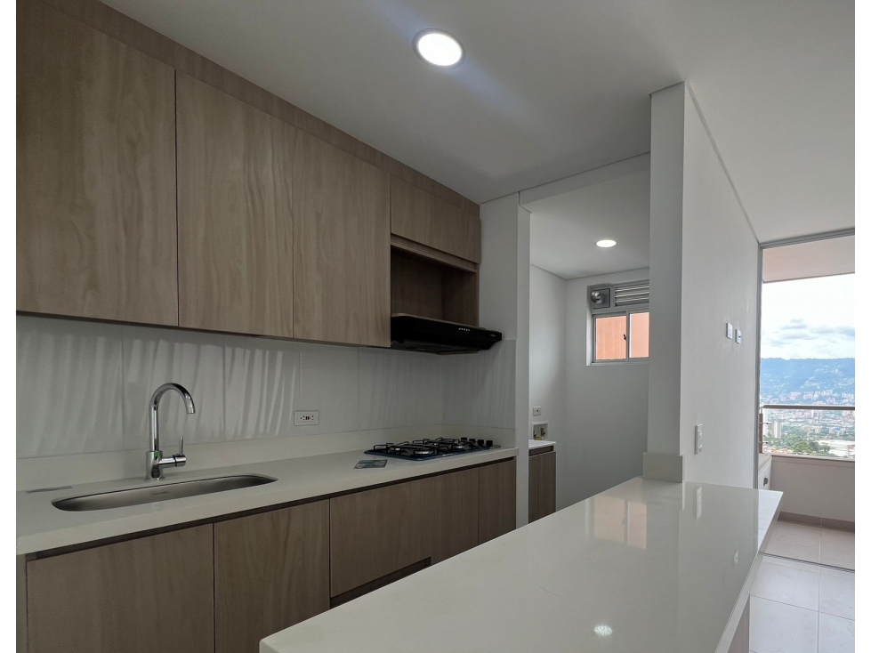 Hermoso Apartamento en La Estrella, Sector Toledo COD5013