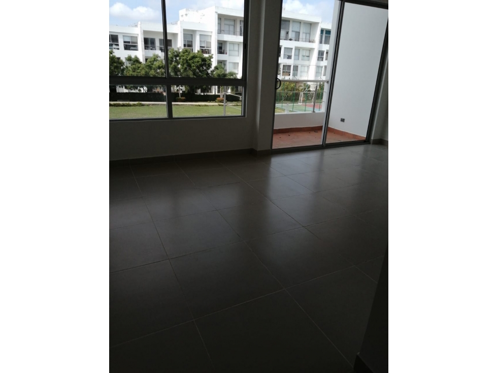 APARTAMENTO EN ALQUILER PUERTA DE LAS AMERICAS