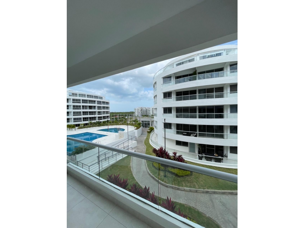 APARTAMENTO EN ARRIENDO AMOBLADO SERENA DLE MAR CARTAGENA DE INDIAS