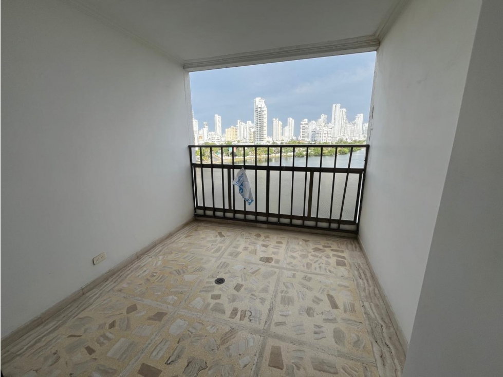 ARRIENDO APARTAMENTO EN LAGUITO 2 HABITACIONES 3 BAÑOS — foto 6