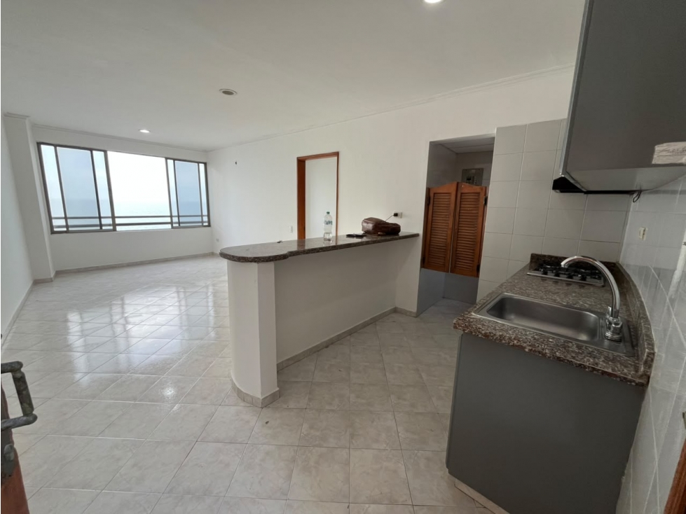 APARTAMENTOI EN ARRIENDO SIN AMOBLAR — foto 4