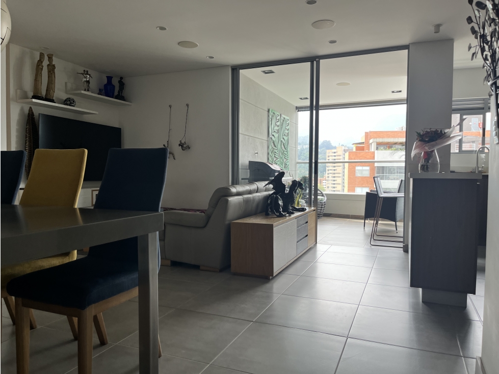 APARTAMENTO PARA VENTA EN ENVIGADO PISO ALTO LOMA DE LOS MESA CCZ — foto 2
