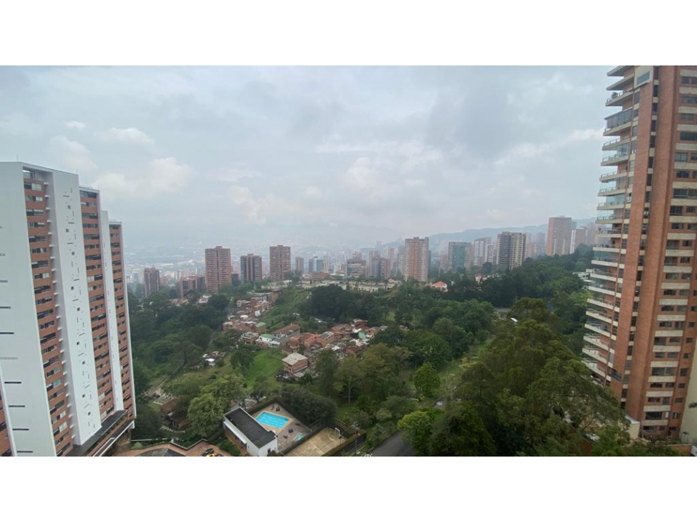 APARTAMENTO EN LOMA DEL TESORO PARA VENTA PISO ALTO CCZ — foto 2
