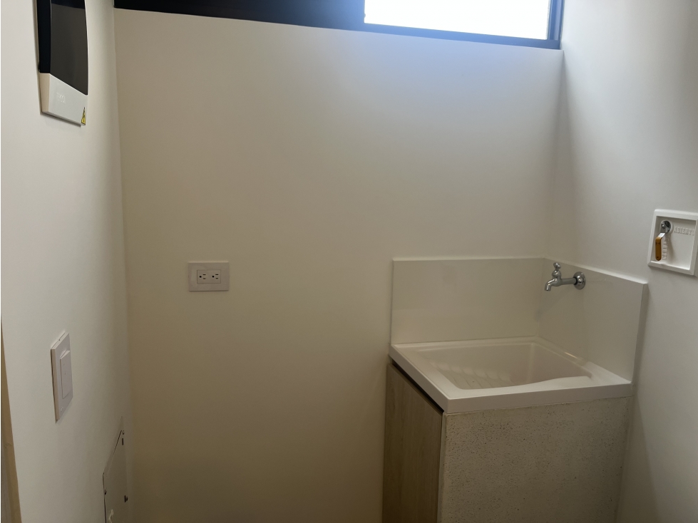 APARTAMENTO PARA ESTRENAR EN PALMAS PISO ALTO AAA CCZ — foto 4