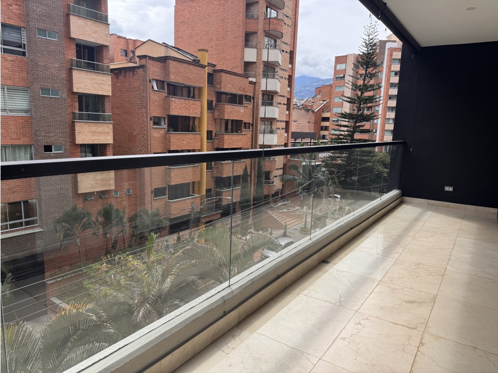 Apartamento en venta Laureles