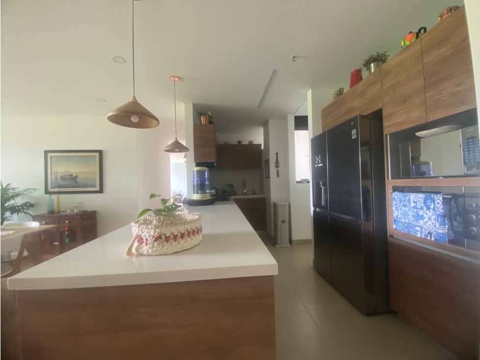 APARTAMENTO EXCLUSIVO PARA VENTA EN LLANOGRANDE PISO BAJO MYC — foto 2