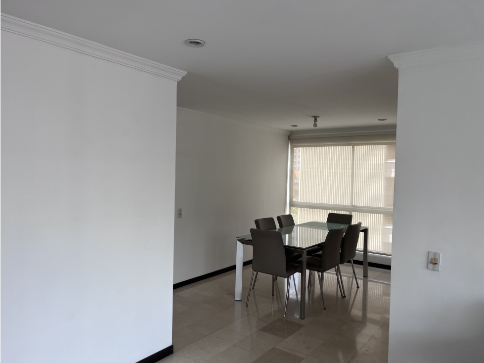 APARTAMENTO U OFICINA EN VENTA O RENTA CON ACABADOS IMPECABLES CCZ — foto 2