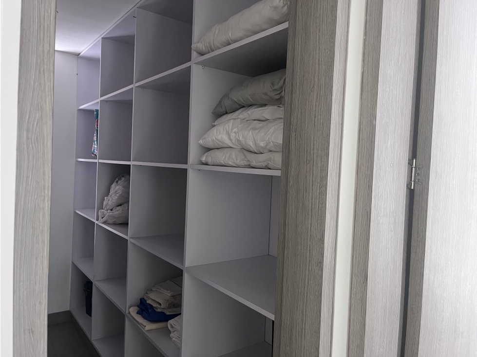 CASA EN UNIDAD CERRADA EN SABANETA PARA VENTA DE 2 NIVELES — foto 3