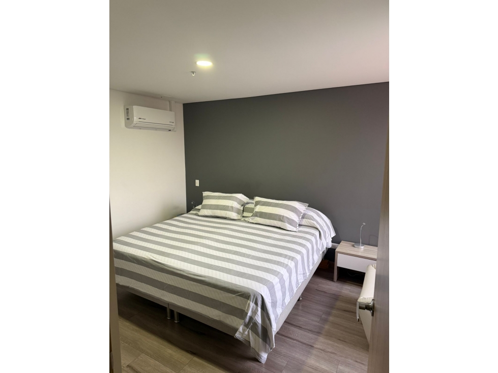 APARTAMENTO EN PISO ALTO MODERNO PARA LA VENTA EN ENVIGADO GYC — foto 2